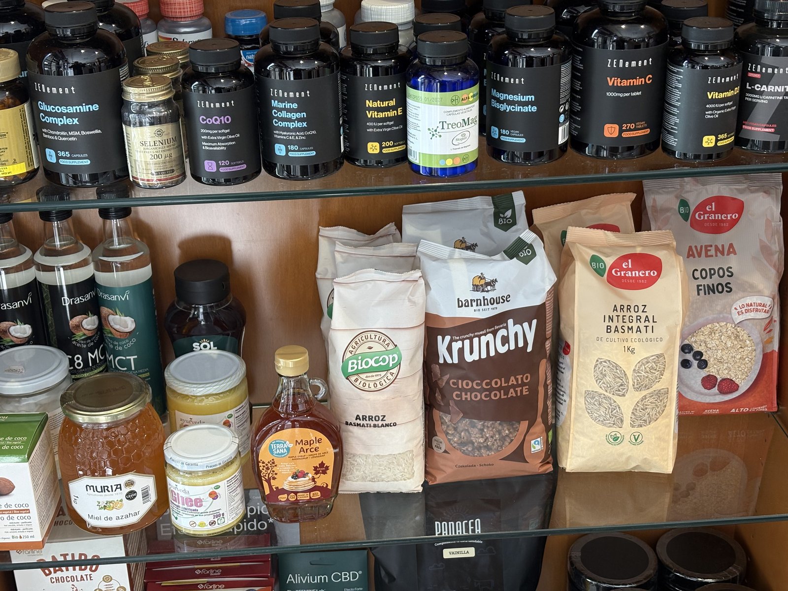 Productos naturales y suplementos en Farmacia Vicente Sebastián